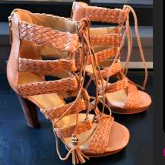 Michael Kors 👠 Monterey platform lace up heels with woven leather straps. - Picture 3 of 14